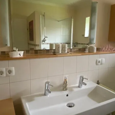 Connys Appartement Garding Exterior foto